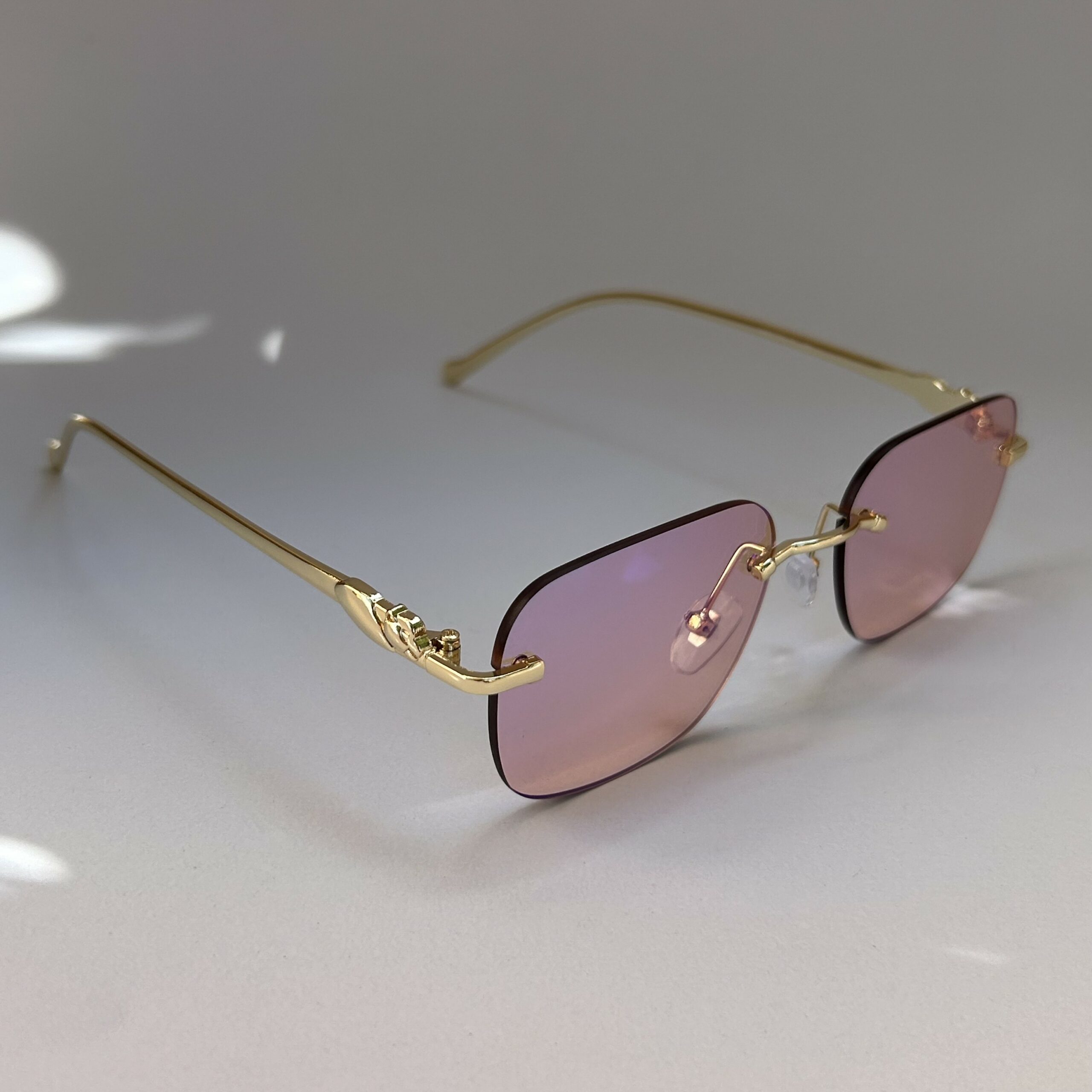 Lunettes de soleil carrées sans monture